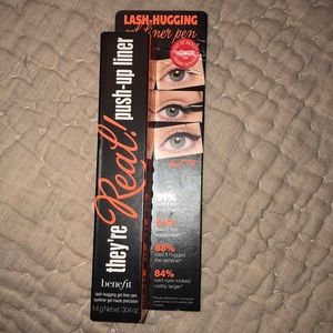 NWT Benefit They’re Real push-up liner